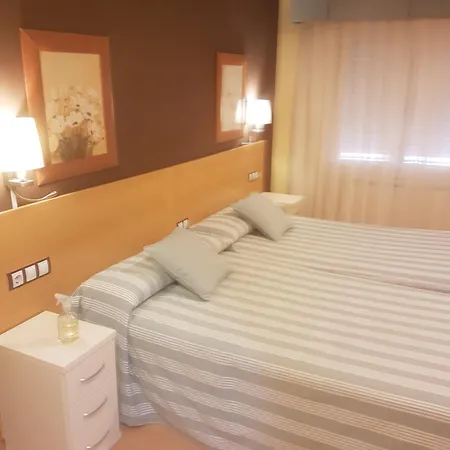 La Perla Guest house *